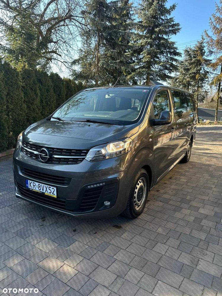 Opel Vivaro - 1