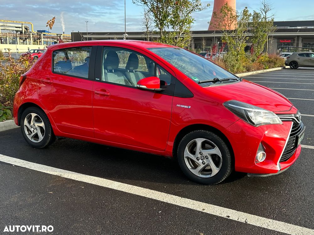 Toyota Yaris 1.5 VVT-i HSD Luna - 16