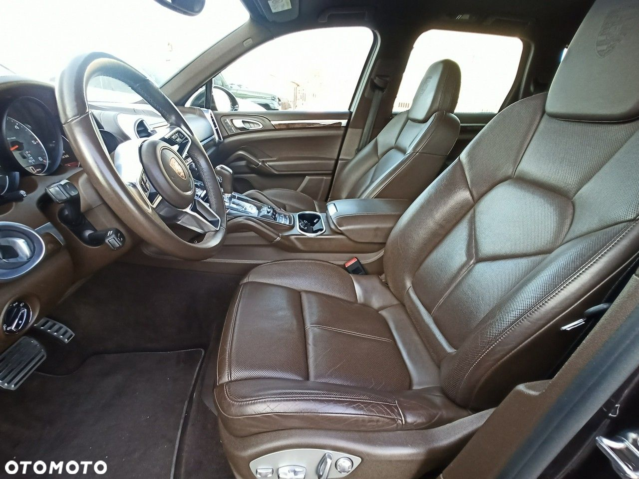 Porsche Cayenne - 10