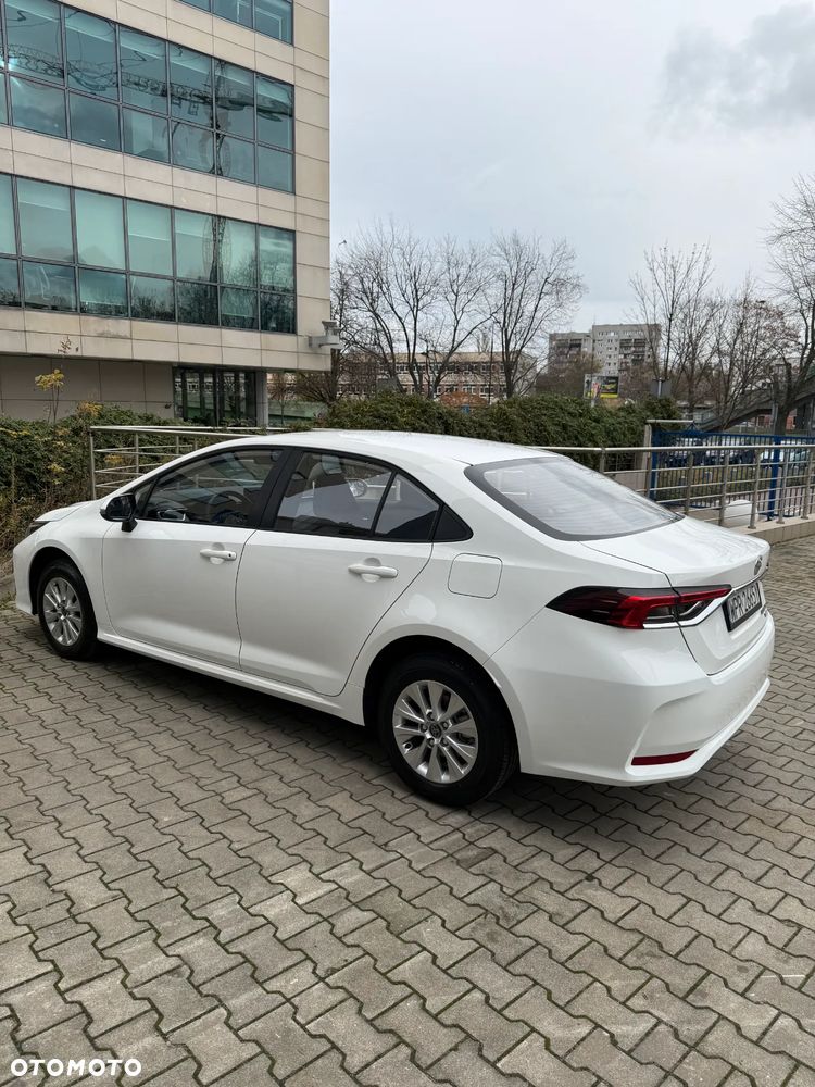 Toyota Corolla - 5