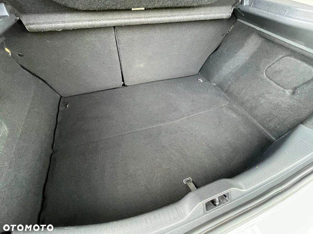Renault Megane 1.6 16V 110 Paris Business - 23