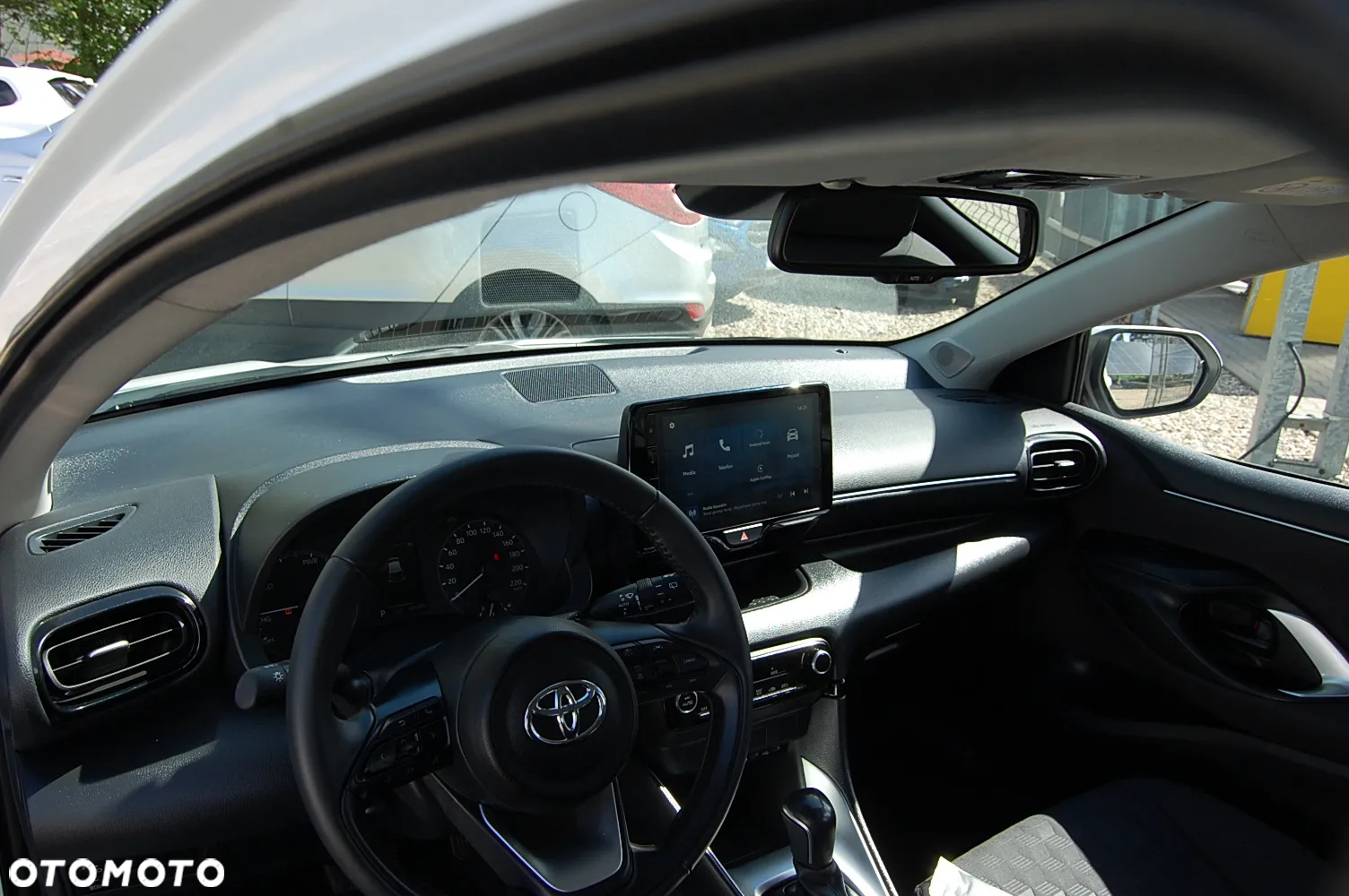Toyota Yaris - 13