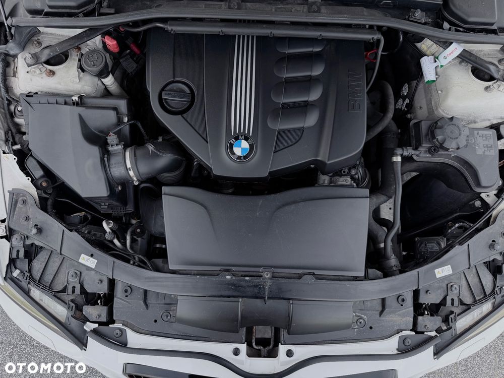 BMW Seria 3 320d - 33