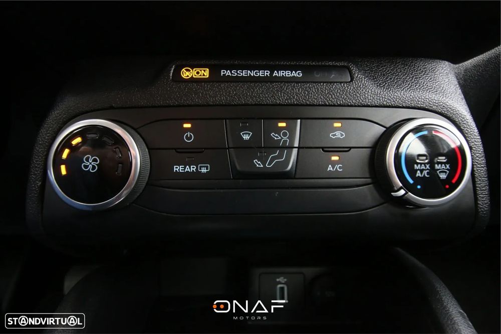 Ford Focus SW 1.5 EcoBlue S&S Aut. COOL&CONNECT - 17