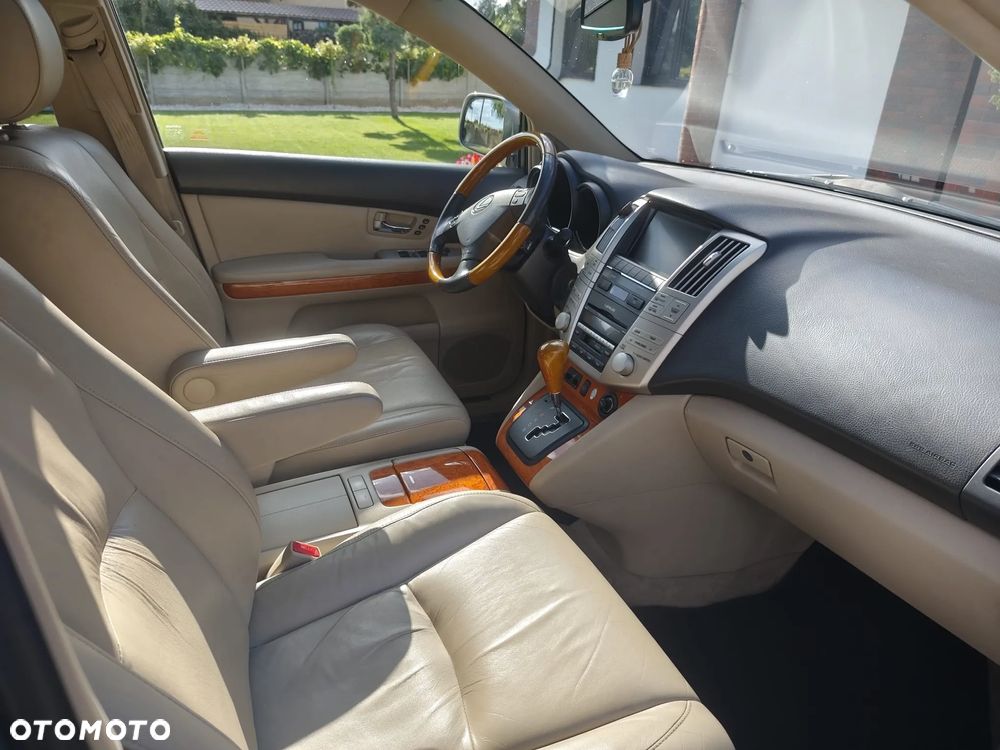 Lexus RX - 6