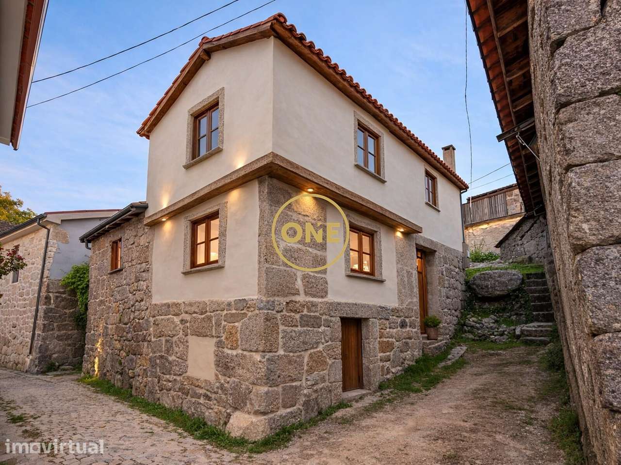 Moradia para Renovar no Centro da Aldeia de Saim — Terras de Bouro - Grande imagem: 2/35