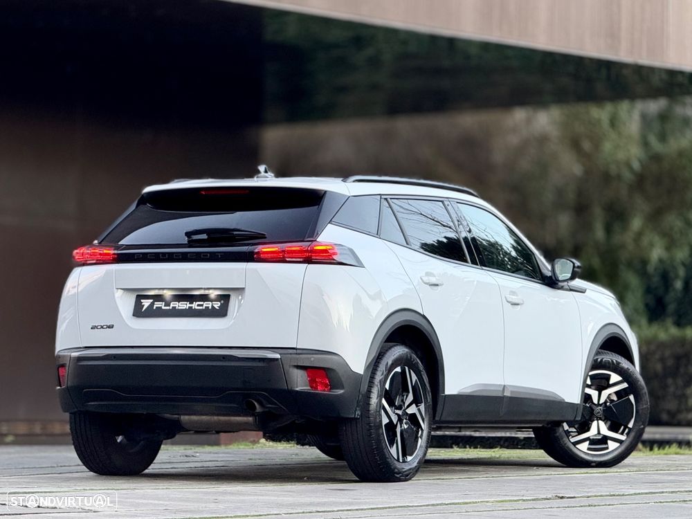 Peugeot 2008 1.2 PureTech Allure Pack - 12