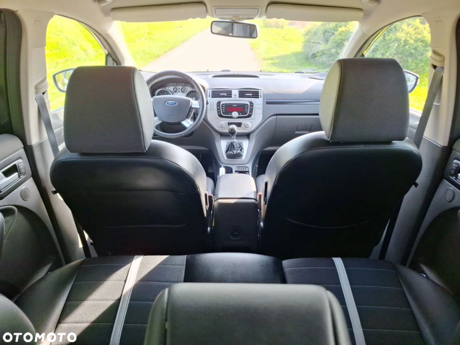 Ford Kuga 2.0 TDCi Titanium - 8