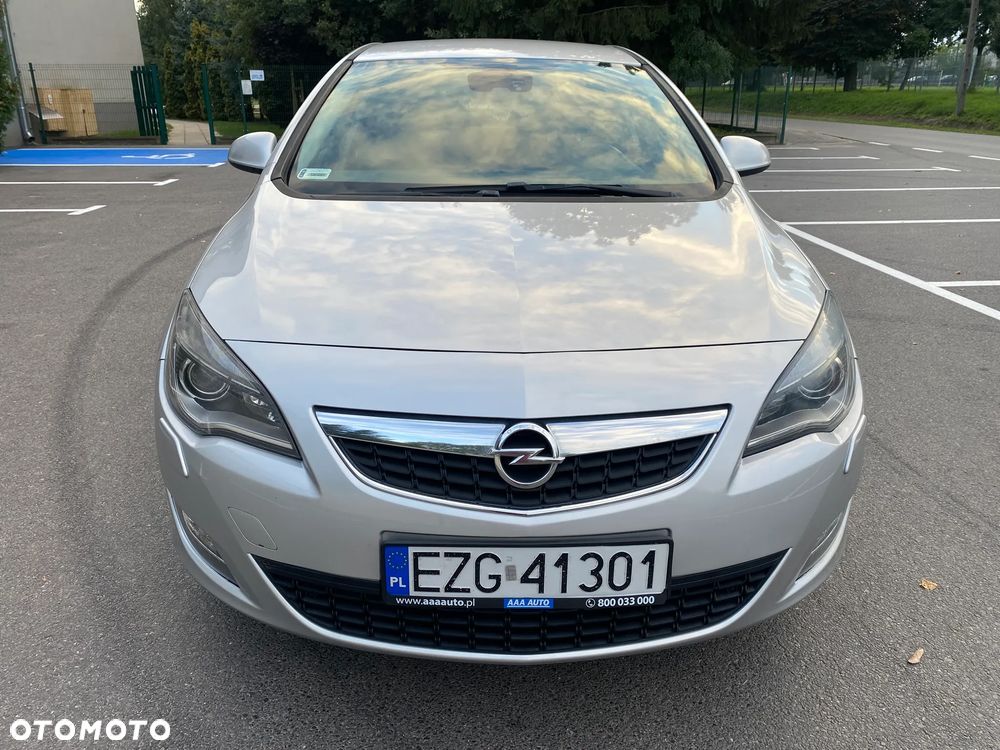 Opel Astra 1.4 Turbo - 2