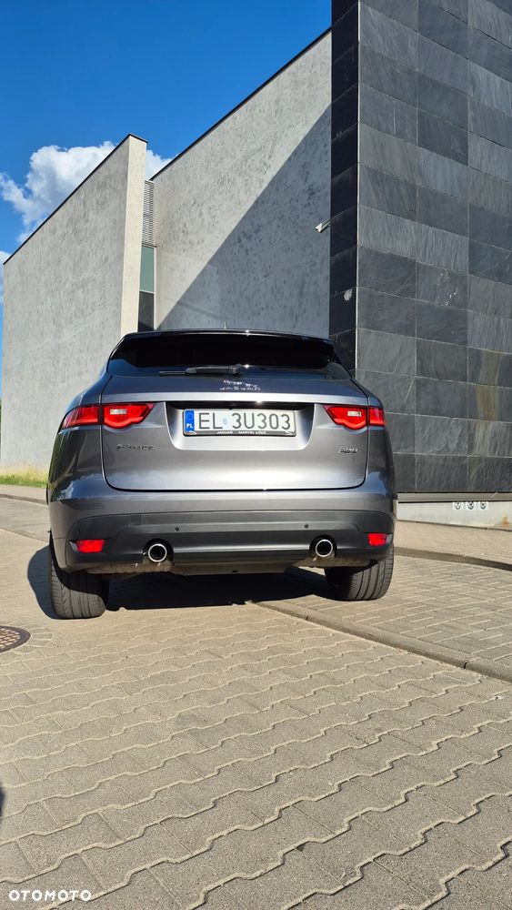 Jaguar F-Pace 3.0 TDV6 AWD R-Sport - 4