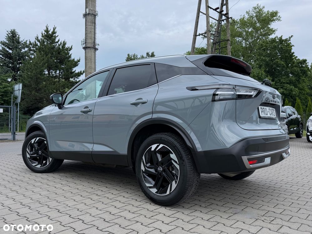 Nissan Qashqai 1.3 DIG-T N-Connecta DCT - 9