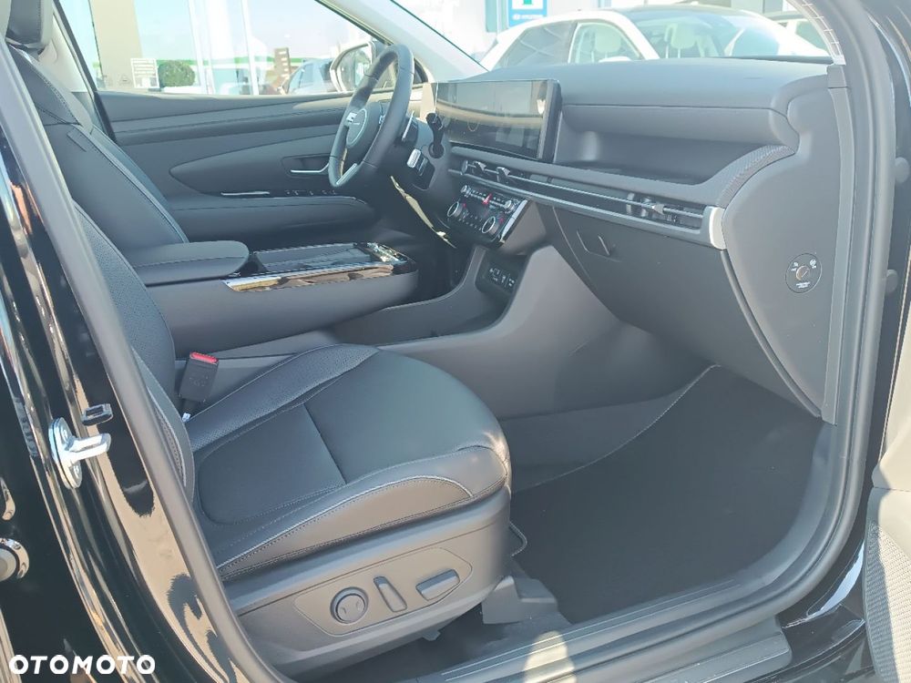 Hyundai Tucson - 16