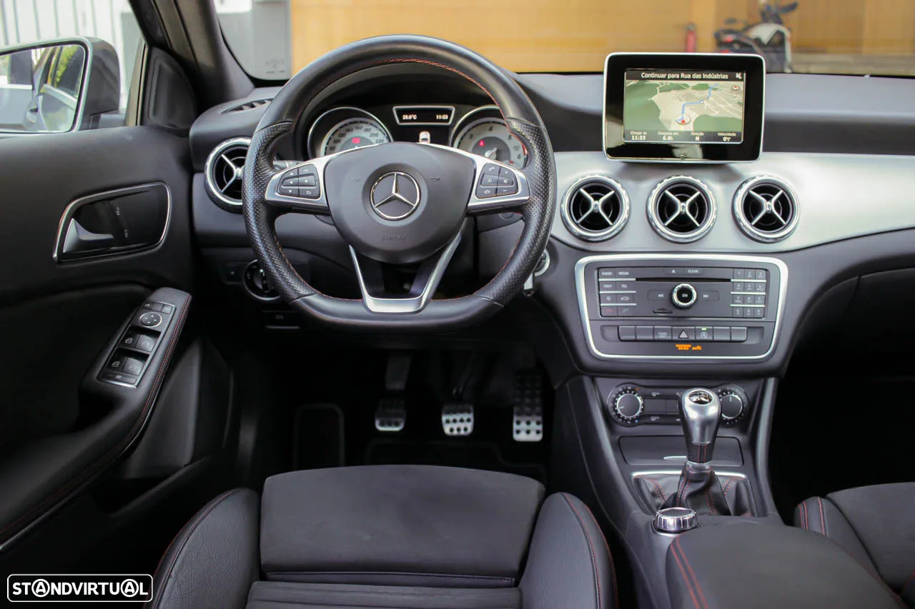 Mercedes-Benz GLA 180 CDi AMG Line - 9