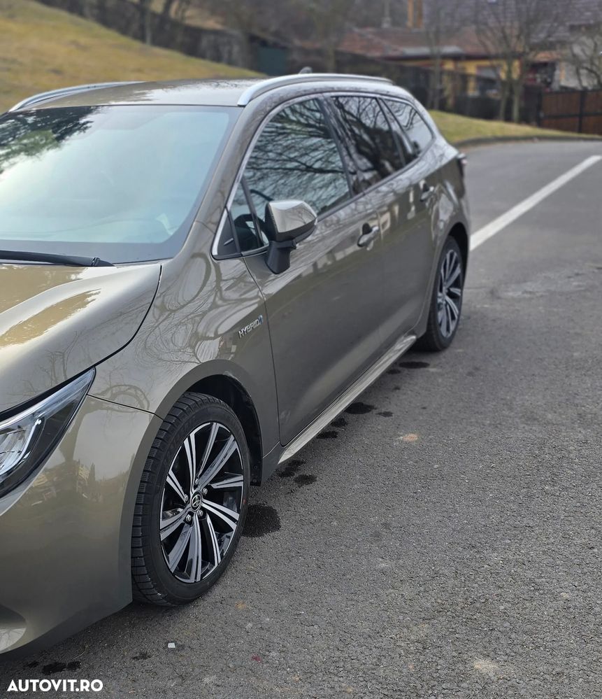 Toyota Corolla 1.8 HSD Business Plus - 3