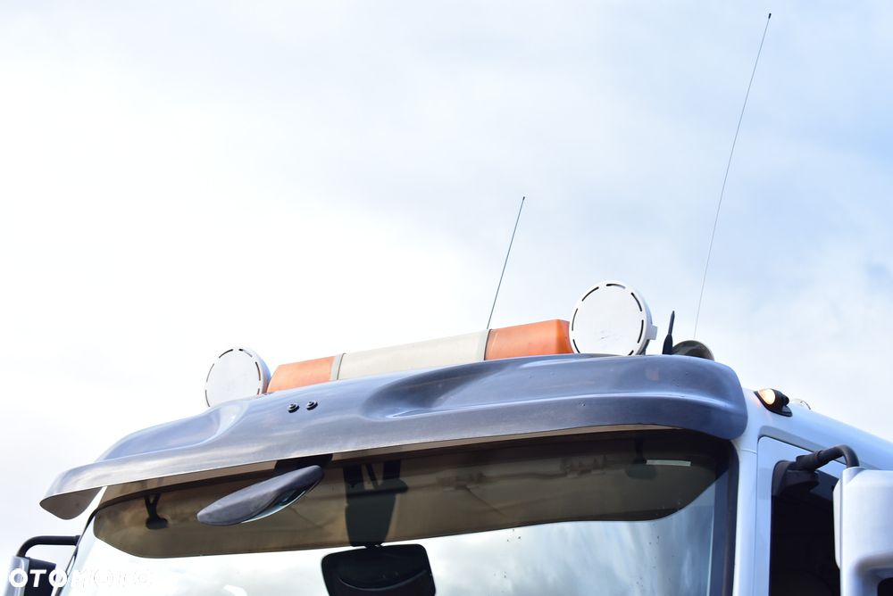 Renault Kerax 460 DXI Wywrotka 3-Str. 8x4 / Euro 5/ Manual/ Bordmatic/ Lander/Premium/ Sprowadzony z Austrii ! - 28