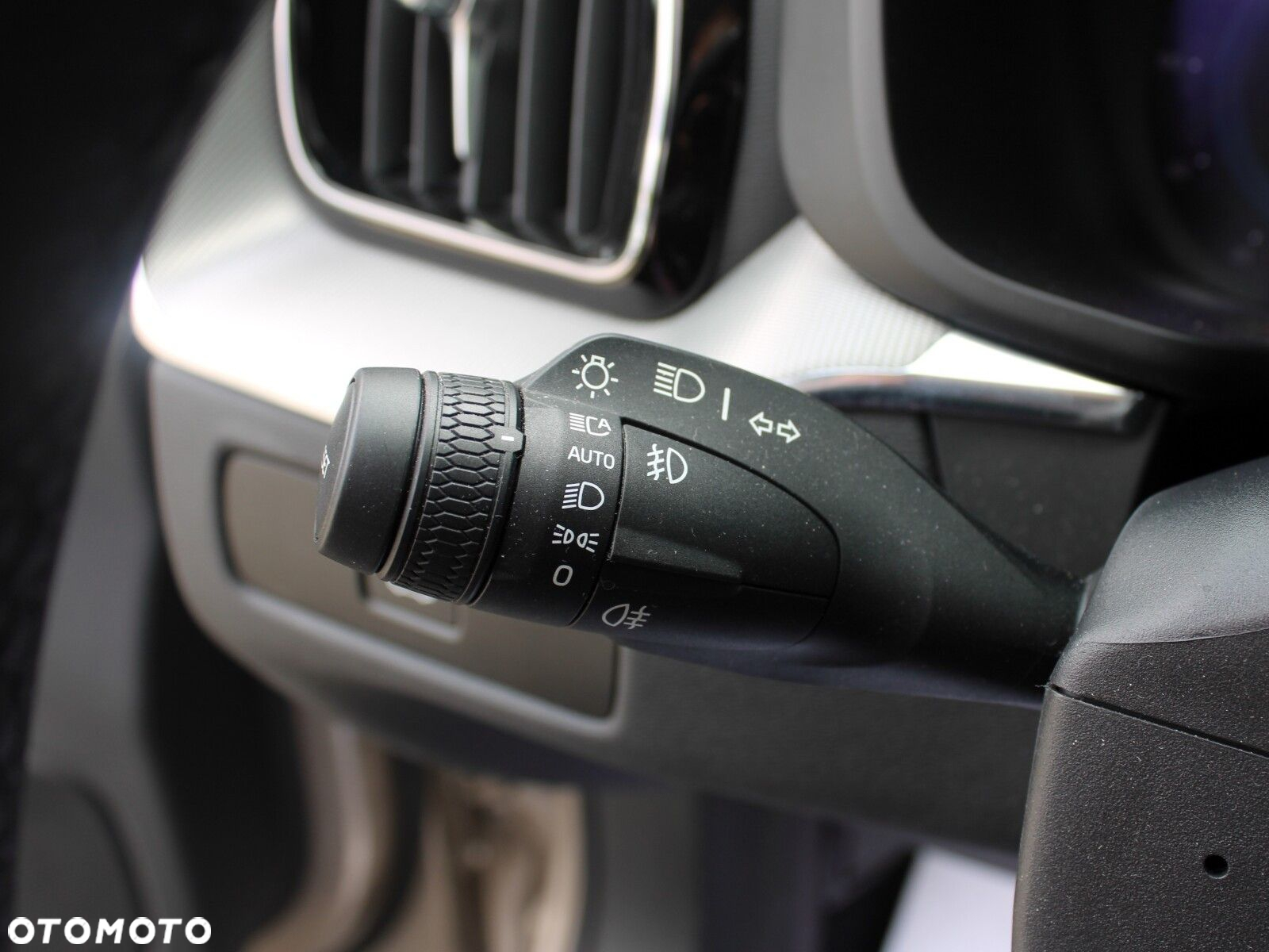 Volvo XC 60 - 24
