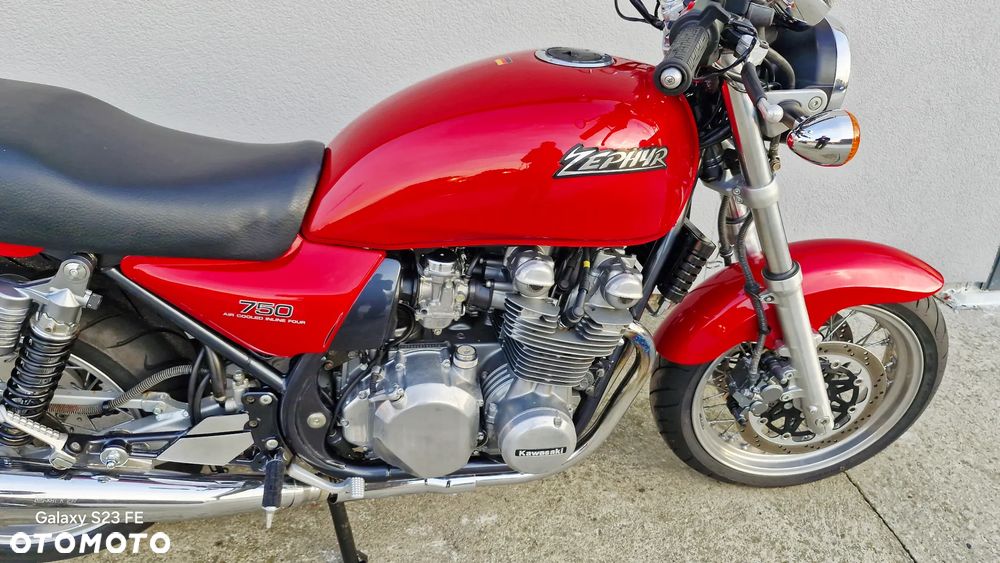 Kawasaki Zephyr - 22