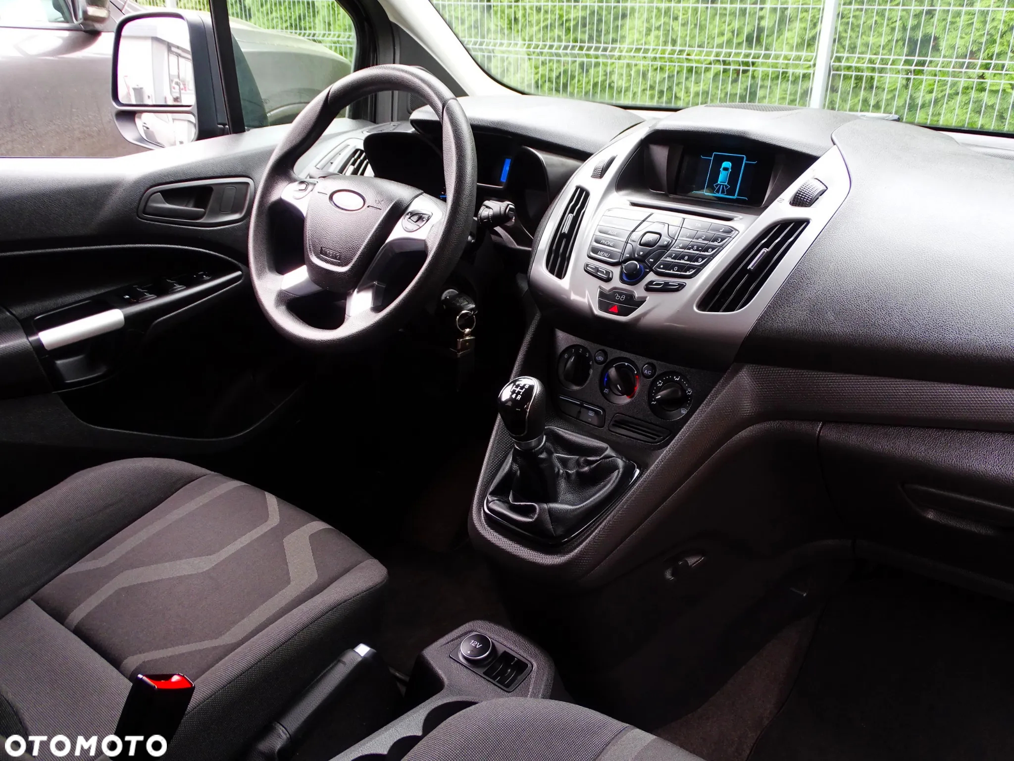 Ford Tourneo Connect 1.5 TDCi Trend - 14