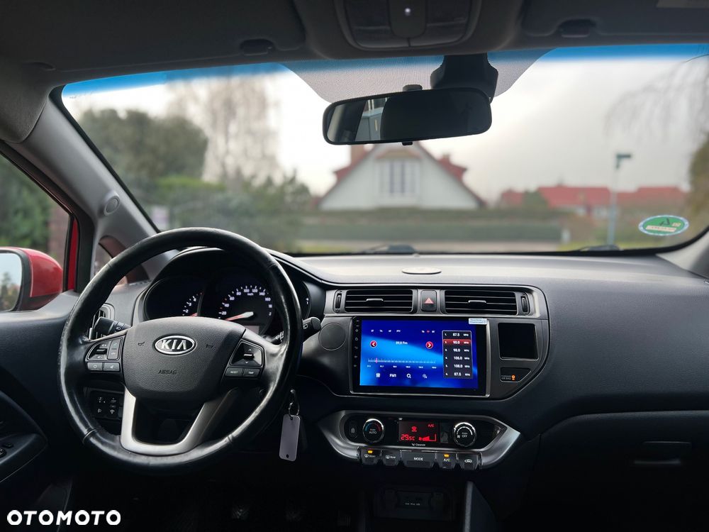Kia Rio 1.4 CRDI Fifa World Cup Edition - 17