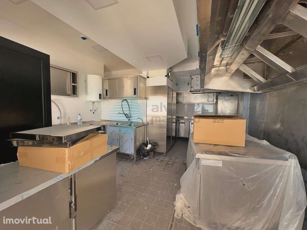 Excelente loja localizada na Ericeira - Grande imagem: 3/12