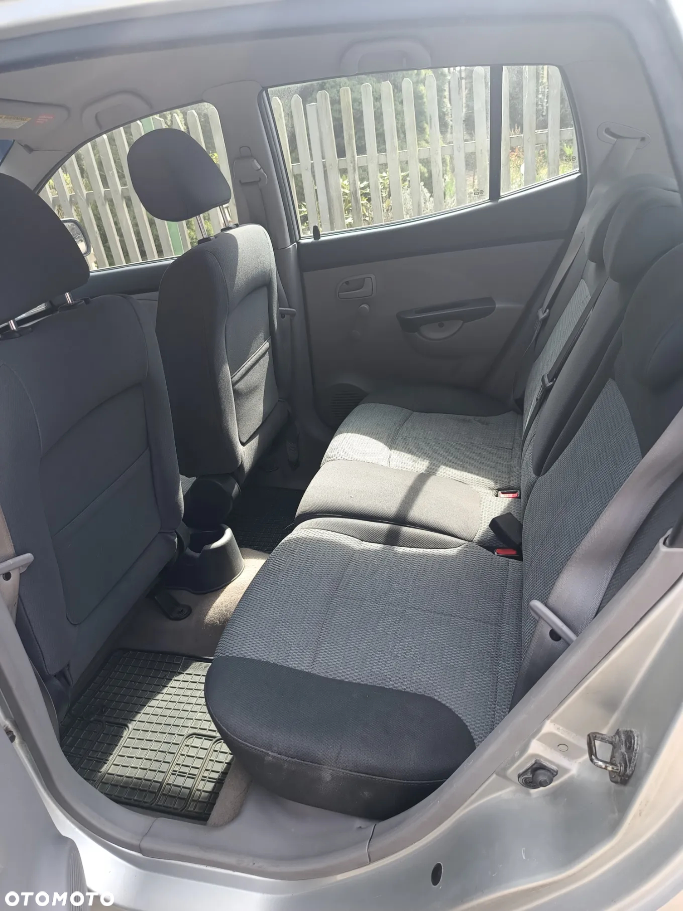 Kia Picanto - 8