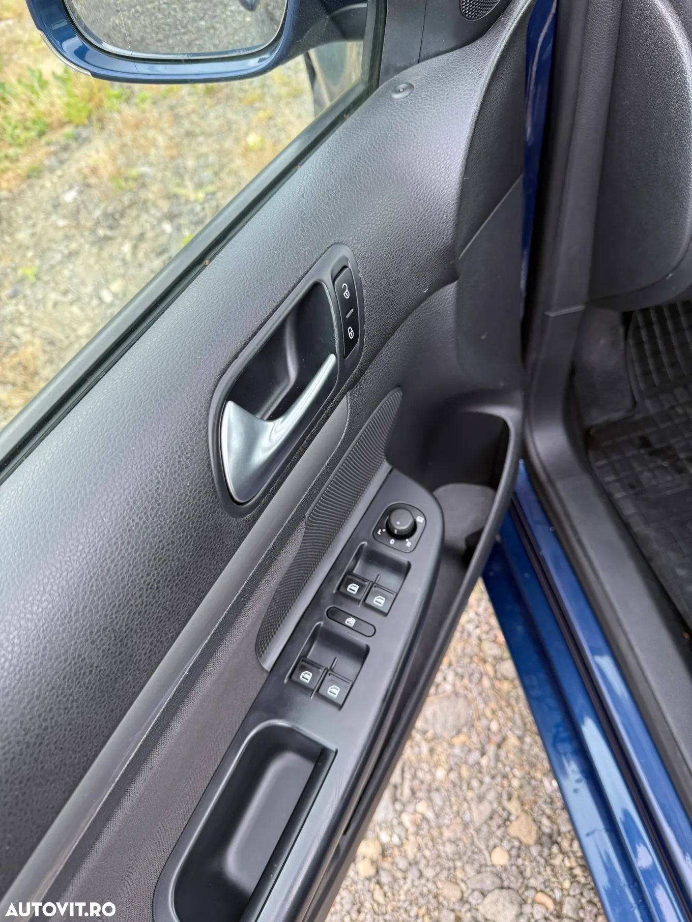 Volkswagen Golf 1.6 TDI BlueMotion Technology DPF Trendline DSG - 10