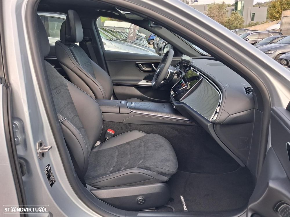 Mercedes-Benz E 220 d AMG Line - 14