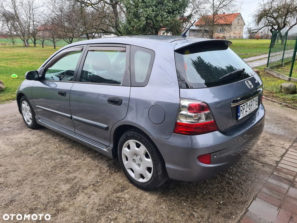 Honda Civic 1.6i ES - 8