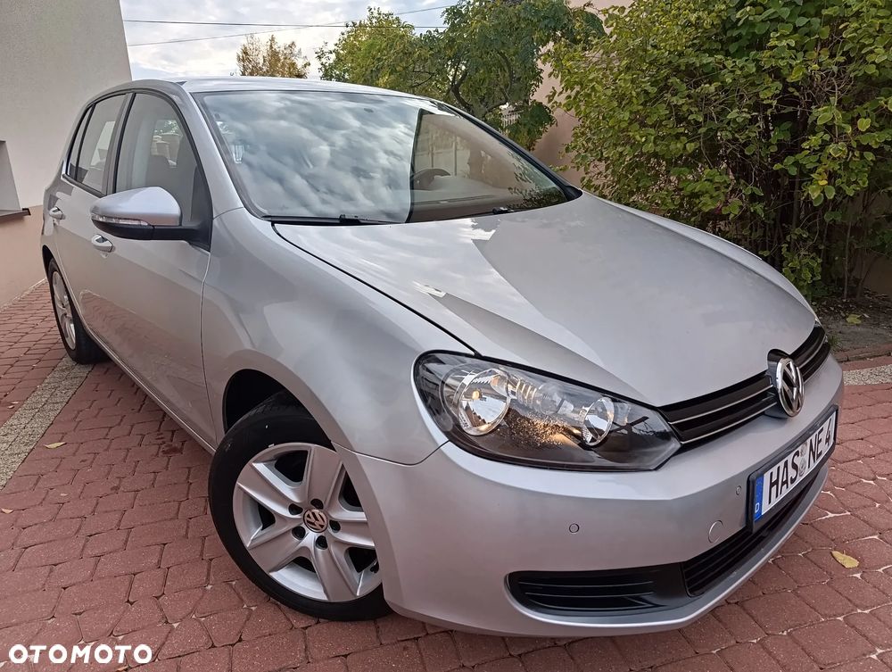 Volkswagen Golf - 2