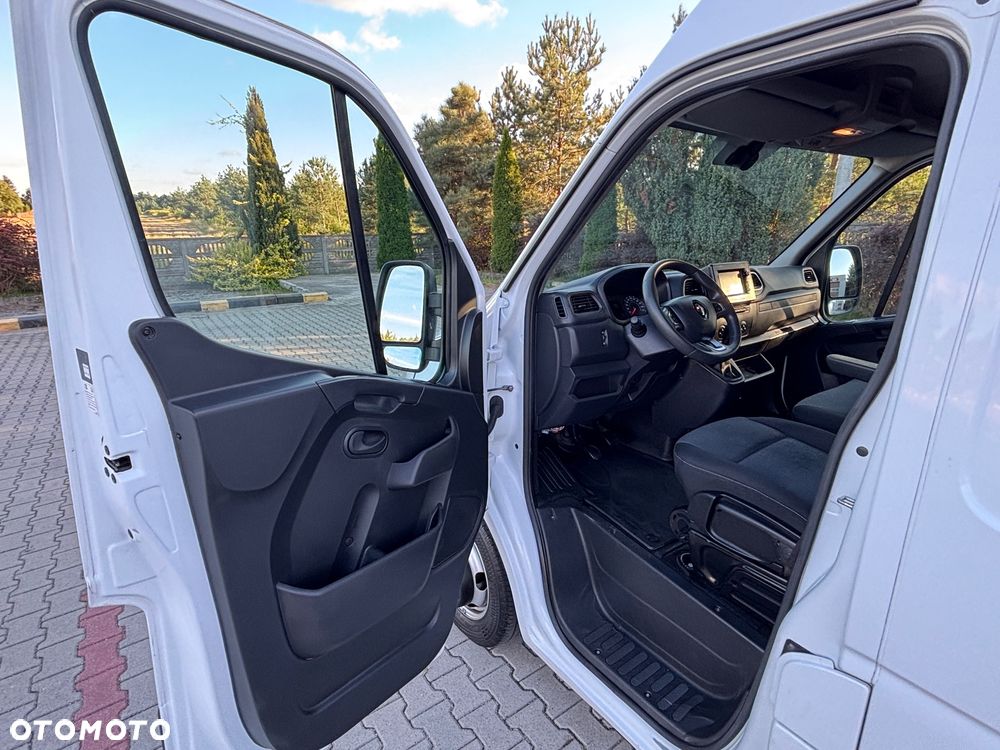 Renault Master - 18