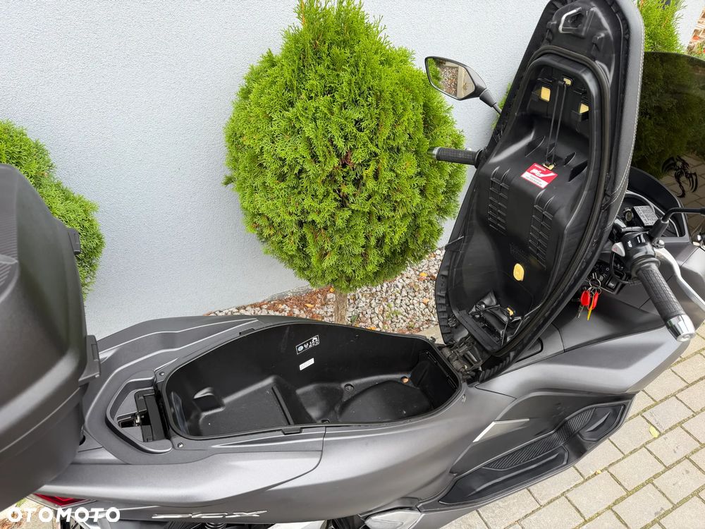 Honda PCX - 17