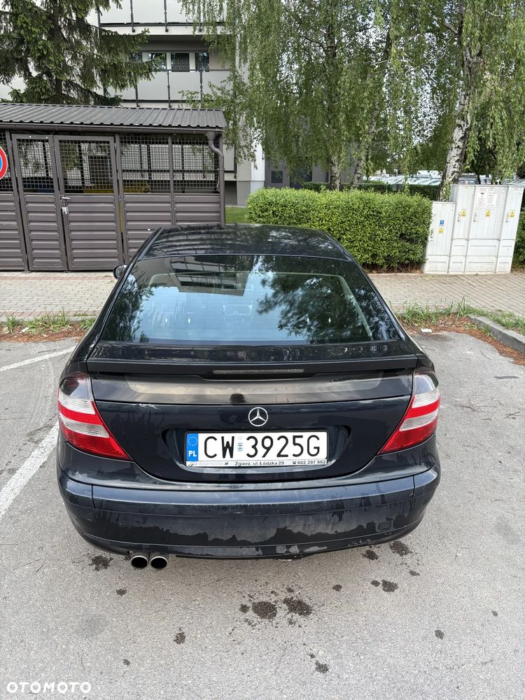 Mercedes-Benz Klasa C 180 Kompressor Sportcoupe - 4