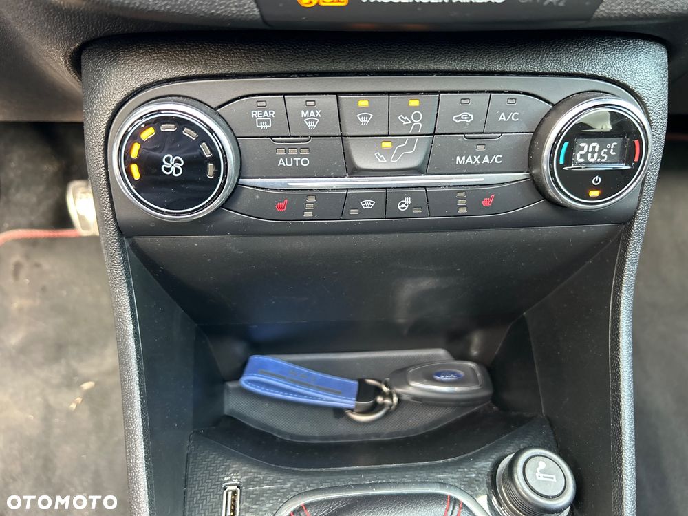 Ford Fiesta - 21