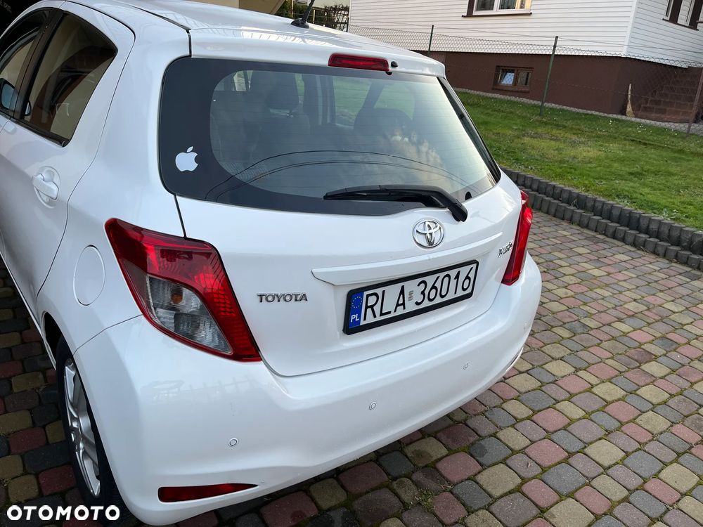 Toyota Yaris 1.0 Sol - 6