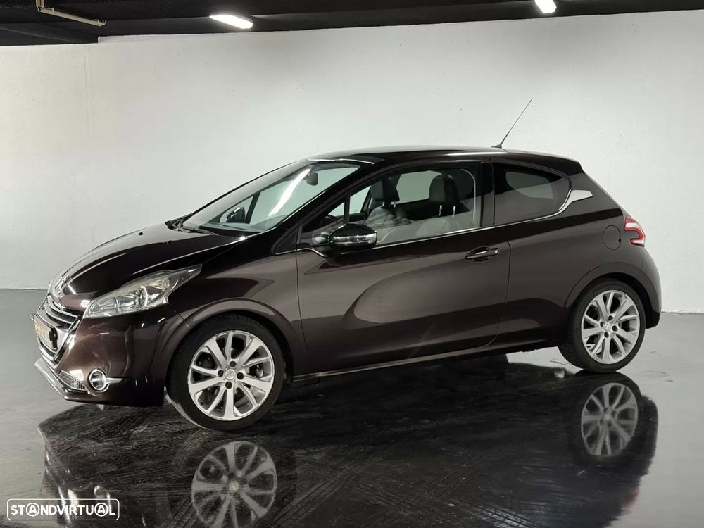 Peugeot 208 120 VTI Allure - 4