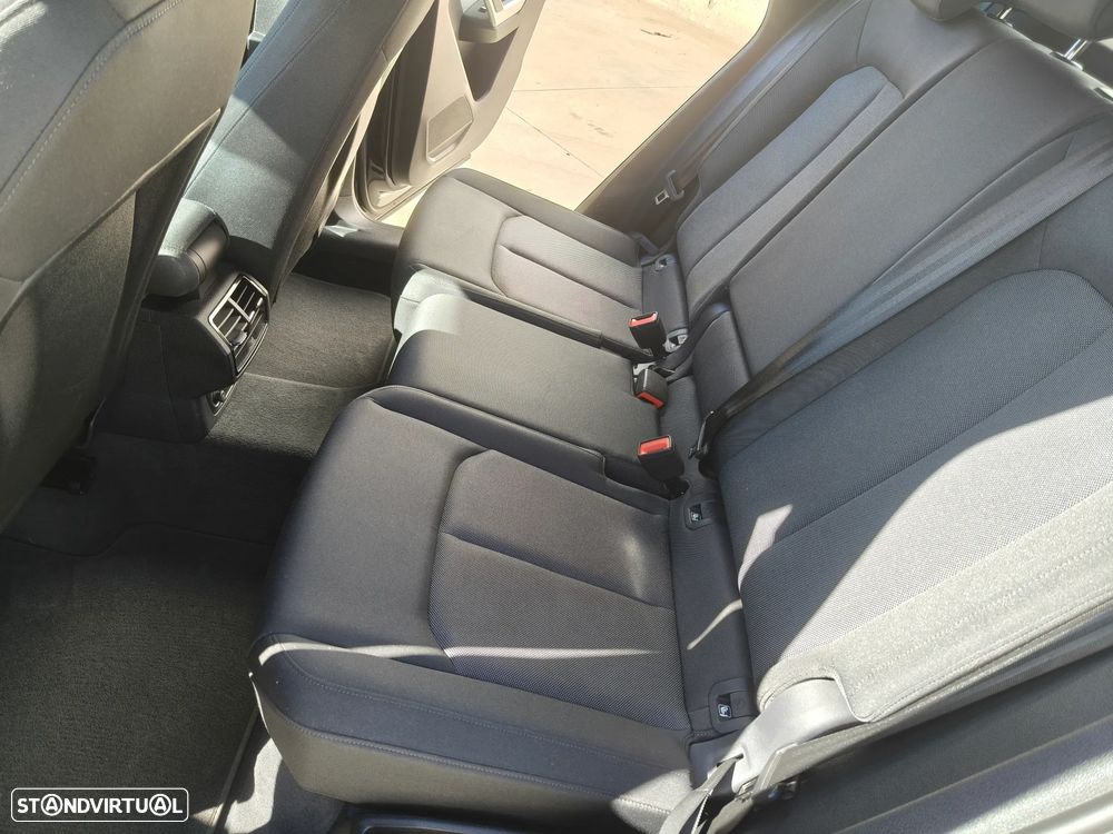 Audi Q3 e-hybrid S tronic - 9