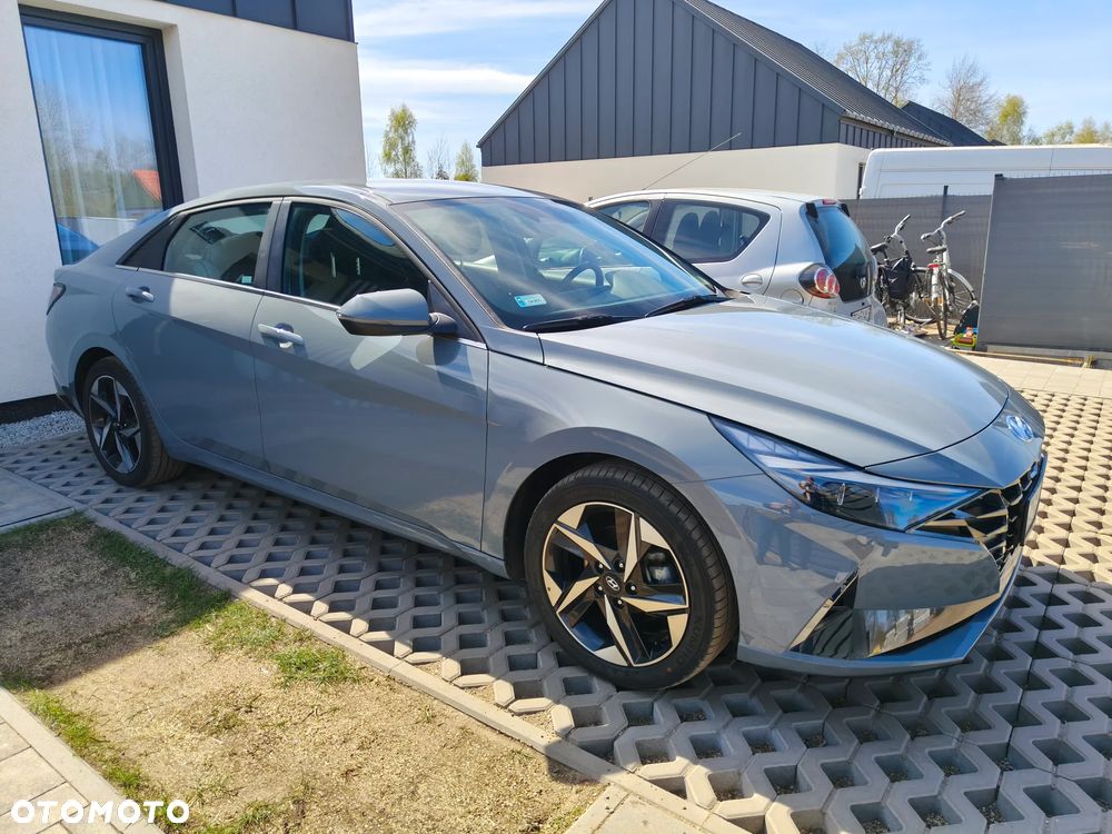 Hyundai Elantra 1.6 Smart - 1