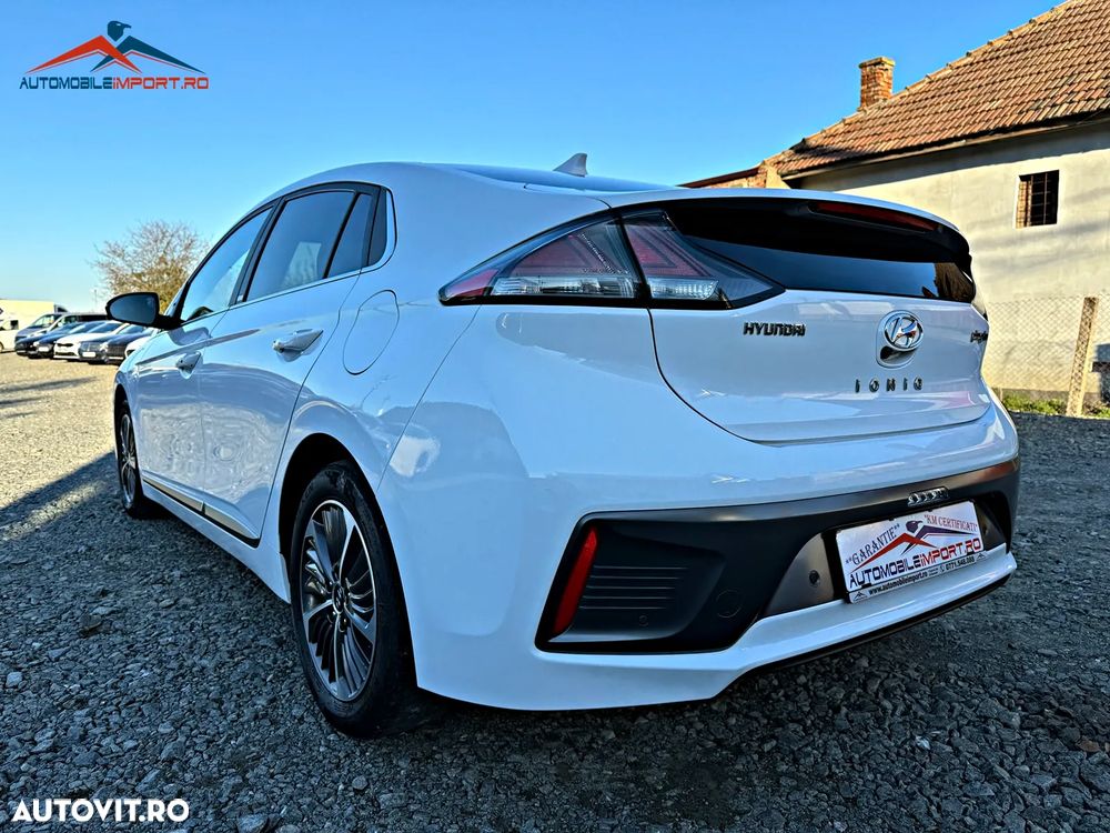 Hyundai IONIQ Plug-in-Hybrid 1.6 GDI Style - 28