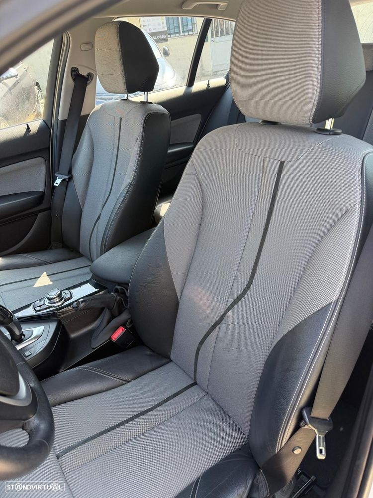 BMW 118 d Aut. Sport Line - 7