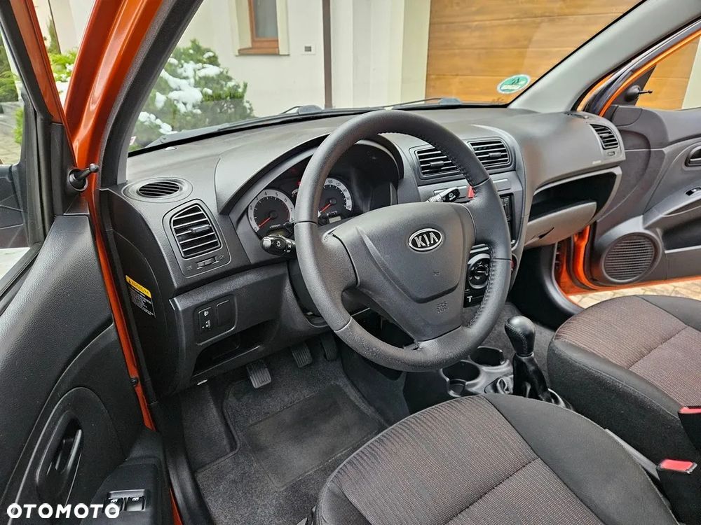 Kia Picanto - 17