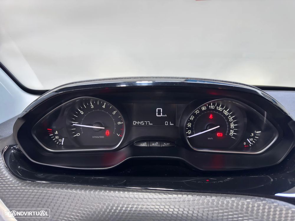 Peugeot 208 1.2 PureTech Style - 22