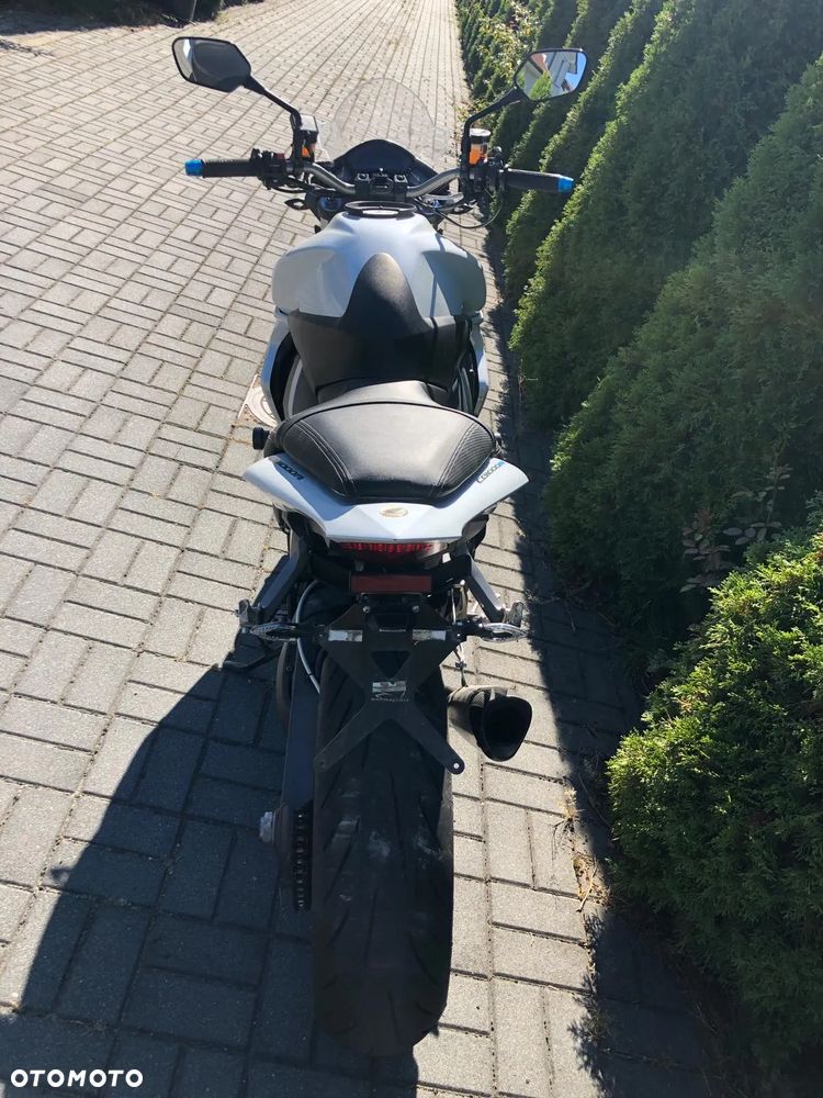 Honda CB - 8