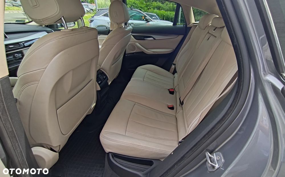 BMW X6 xDrive30d - 8