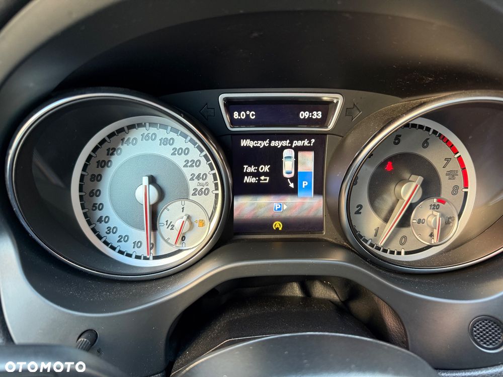 Mercedes-Benz CLA 200 - 15