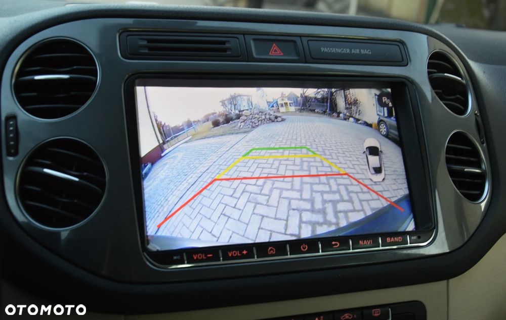 Volkswagen Tiguan - 24