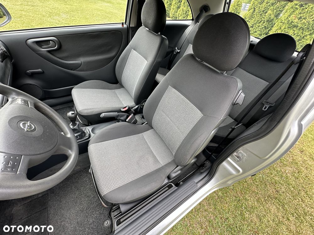 Opel Corsa - 10