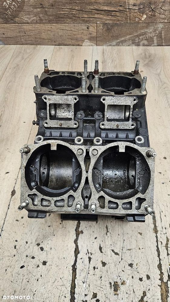Blok silnika kartery Yamaha RD500  47X - 3