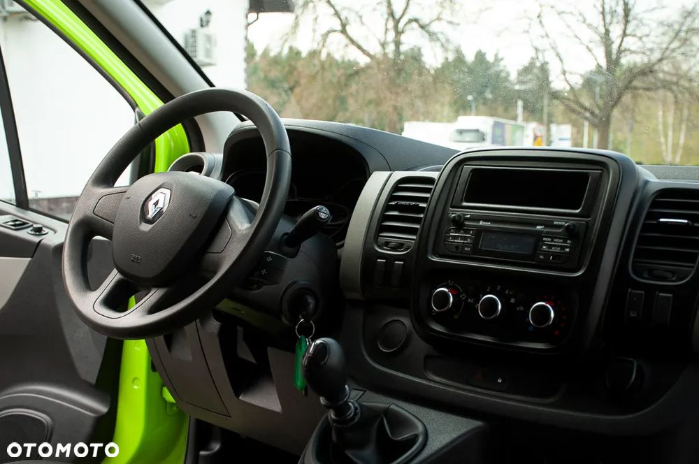 Renault Trafic - 18