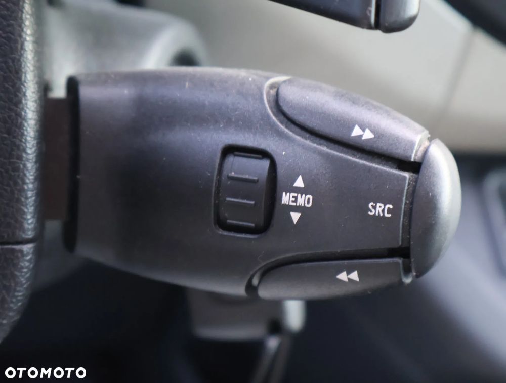 Citroën Berlingo e-HDi 90 FAP EGS6 Multispace - 18