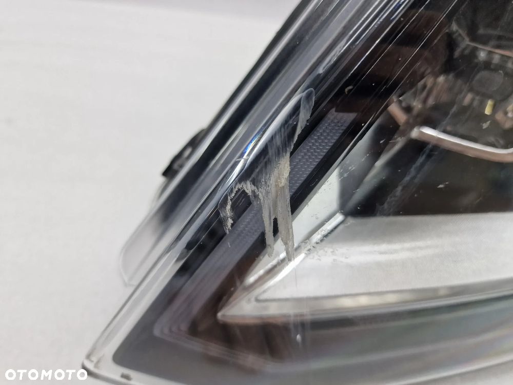 VW AMAROK I LIFT 2H3 16- LEWA LAMPA PRZEDNIA PRZÓD  XENON , NR 2H3941031B , NR AUKCJI LA86 - 7